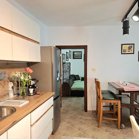 Casa Sul Mare By Rv דירה וארנה